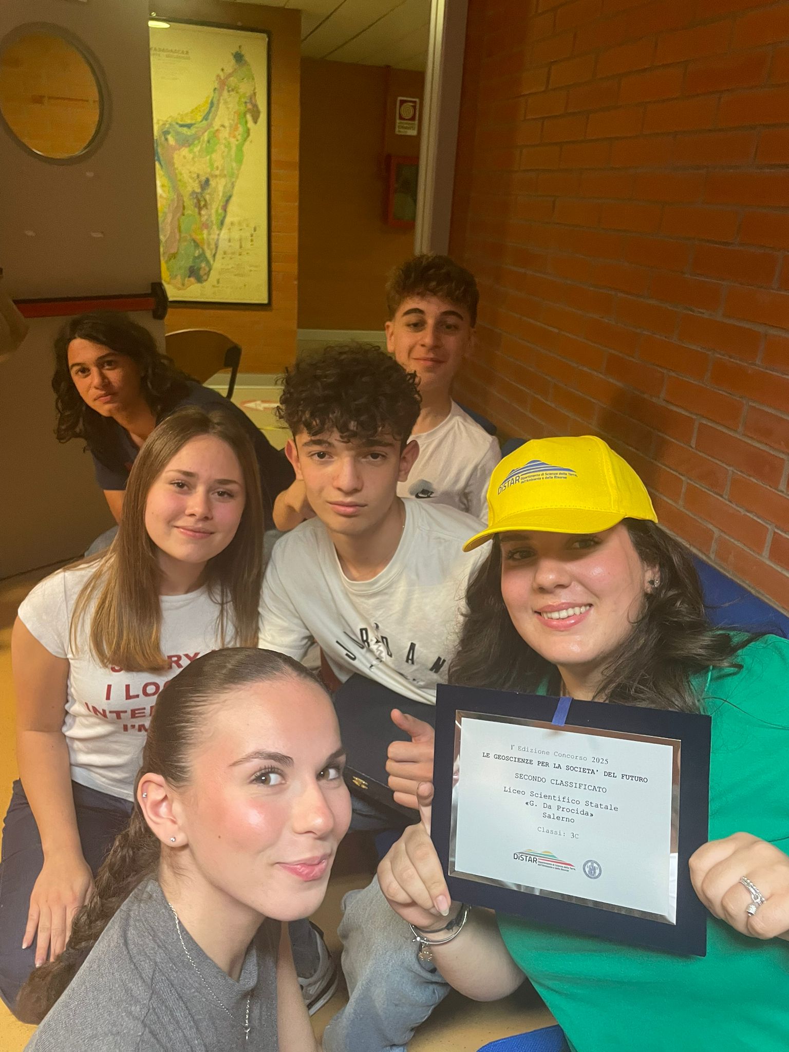 Studenti del Liceo scientifico Da Procida Studenti del Liceo scientifico Da Procida